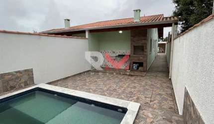 Casa geminada com piscina em ótima localização - Itanhaém/SP