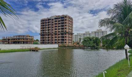 Apartamento 2/4 com suíte Centro Lauro de Freitas