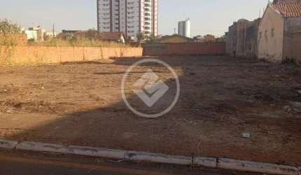 AMPLO TERRENO LOCALIZADO PROXIMO AO TERMINAL DE ONIBUS DE VARZEA GRANDE codigo: 103466