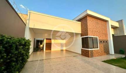 Casa Alto Padrão de porteira fechada, no Jardim Belo Horizonte com 184 m² de construção e 360 m²de terreno, na laje, porcelanato e esquadrias em alumínio na cor bronze. codigo: 98710