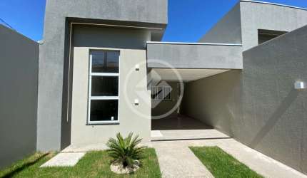 Vende-se Casa recém-construída no Coophema - 180 m² de terreno, 125 m² construídos - 3 quartos sendo 1 suíte, com piscina - Valor de venda: R$ 580.000,00 codigo: 106275