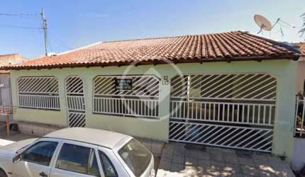 CASA NO BAIRRO CPA IV DOCUMENTAÇÃO TODAS EM DIAS codigo: 105156