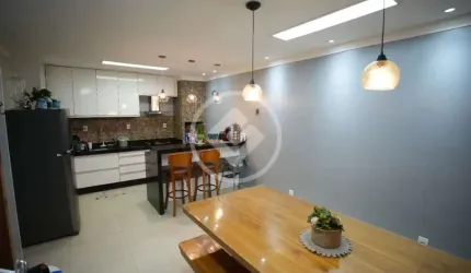Casa em Condomínio Fechado Rubi codigo: 72128
