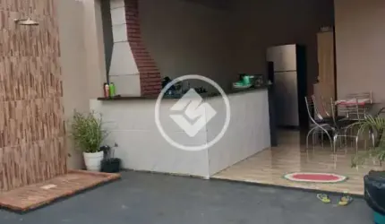 Vende-se Casa no Bairro: Primeiro de Março ( Região do CPA ) - 130m² - 2 Suítes - Valor: R$ 230.000,00 codigo: 107326