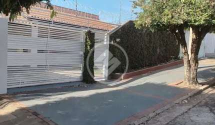 Vende-se Casa Quilombo, 360m2, 2Q+2S com Ar-condicionado, R$: 695.000,00 codigo: 124355