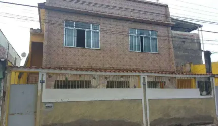 Casa para venda possui 220 metros quadrados com 5 quartos em Vila Emil - Mesquita - RJ