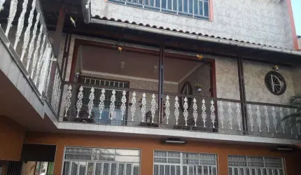 Casa para venda tem 250 metros quadrados com 2 quartos em Juscelino - Mesquita - RJ