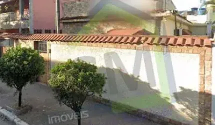 Casa para venda tem 210 metros quadrados com 3 quartos em Centro - Mesquita - RJ