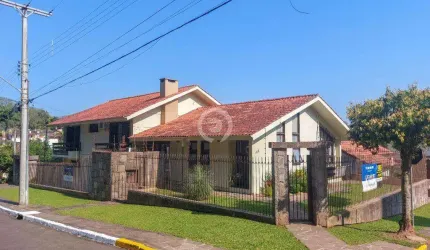 Casa à venda em Novo Hamburgo, Jardim Mauá, com 4 quartos, com 263.14 m²