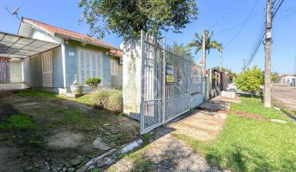 Casa à venda em Estância Velha, Lago Azul, com 1 quarto, com 90 m²