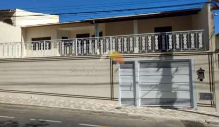VENDO EXCELENTE CASA NO BAIRRO CRUZEIRO - CA1408