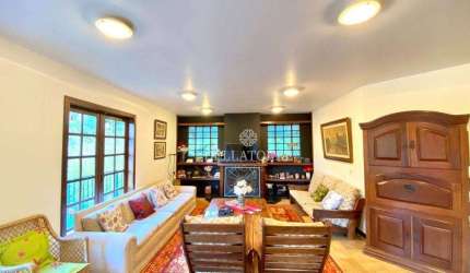 Casa com 4 dormitórios à venda, 203 m² por R$ 1.390.000,00 - Carlos Guinle - Teresópolis/RJ