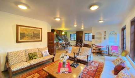 Casa com 4 dormitórios à venda, 203 m² por R$ 1.540.000,00 - Carlos Guinle - Teresópolis/RJ
