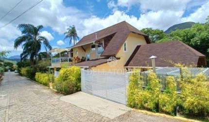 Magnífica casa em condomínio em Itaipava com 4 dormitórios à venda, 400 m² por R$ 3.800.000 - Itaipava - Petrópolis/RJ