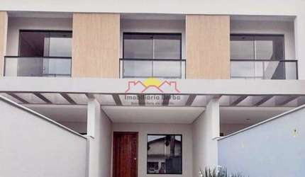 Sobrado Geminado com 03 Quartos no Boa Vista