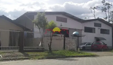 Galpão Industrial com Amplo Terreno