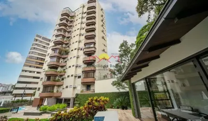Apartamento Alto Padrão com Lareira e Piscina