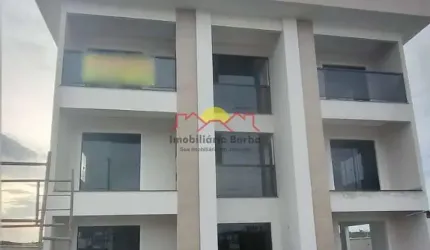 Apartamento com 02 Quartos e Sacada em Barra Velha