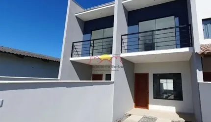Sobrado Geminado com 02 Suítes e Sacada