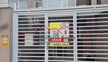 Sobrado Geminado com 02 Quartos e Churrasqueira