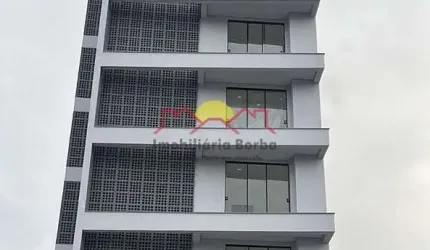 Apartamento com 02 Quartos no Saguaçu