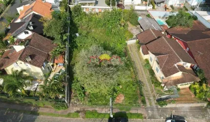 Terreno Amplo com Área Total de 1.000 m²