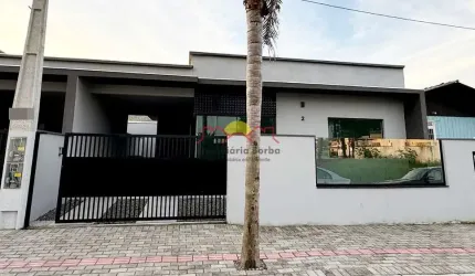 Casa Geminada com 02 Quartos em Piçarras