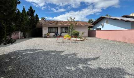 Casa Amplo Terreno e Suíte Glória Joinville