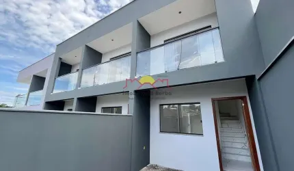Sobrado Geminado com 02 Quartos e Sacada