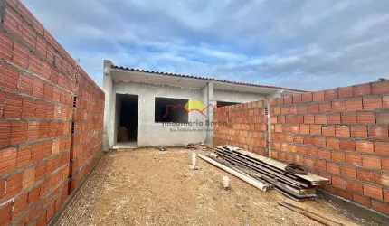 Casa Geminada com 02 Dormitórios