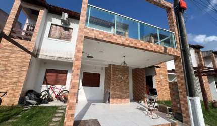 Casa em Condomínio Fechado com  3 dormitórios em Marechal Deodoro -  106m²