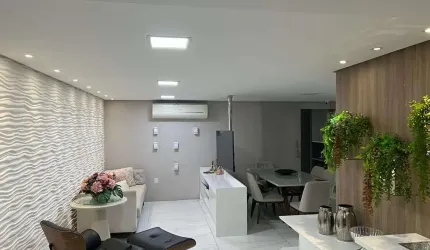 Apartamento a 200m da Praia de Ponta Verde com 3 dormitórios sendo 1 suíte master + Closet - 128m²