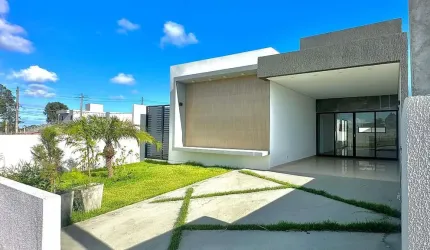 Casa com 2 dormitórios sendo 1 suíte em condomínio fechado - Marechal Deodoro / 200m²