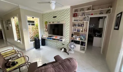 Casa com 3 dormitórios sendo 2 suítes no Bairro do Farol - 360m²