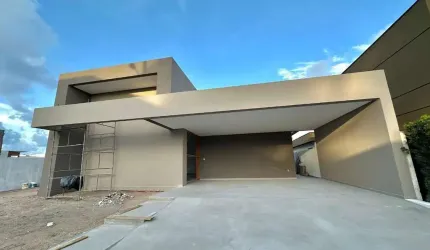 Casa em Condomínio fechado com 3 dormitórios sendo 1 suíte + DCE em Marechal Deodoro - 450m²