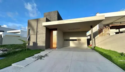 Casa com 3 suítes em Condomínio Fechado em Marechal Deodoro - 360m²