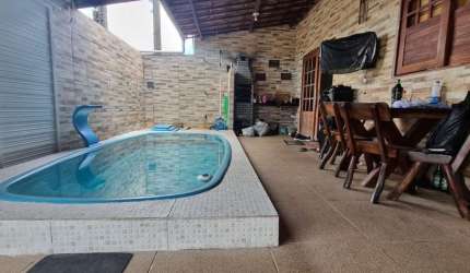 Casa com 3 quartos, localizada em Marechal Deodoro.