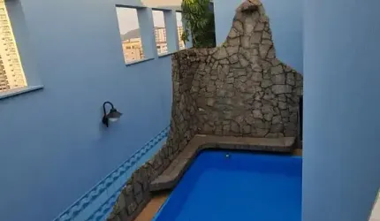 Apartamento Duplex com Solarium, piscina e churrasqueira privativa, Ponta Praia.