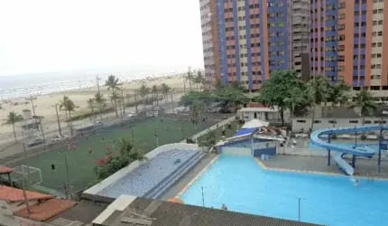 Apartamento na aviação com vista para o mar