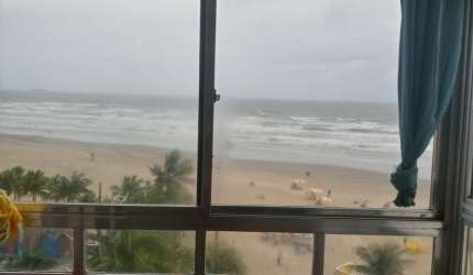Apartamento frente mar na Ocian