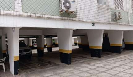 Kitão a 500 metros da praia na ocian zona 1