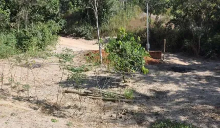 Rancho em Uberlândia - MG com 2.700 m²;