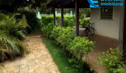 Chácara em condomínio com 5.000 m², em Uberlândia - MG;
