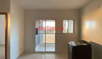 Apartamento com churrasqueira.