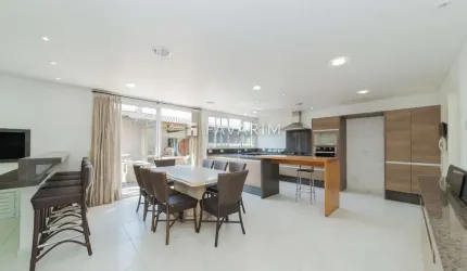 Casa com 4 quartos à venda na Rua Lourenço Mourão, Seminário, Curitiba, 304 m2 por R$ 3.500.000