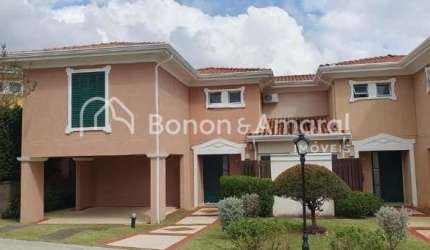 Casa de Condomínio com 3 Quartos e 4 banheiros à Venda, 180 m²