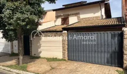 Casa com 3 Quartos à Venda - Parque das Flores