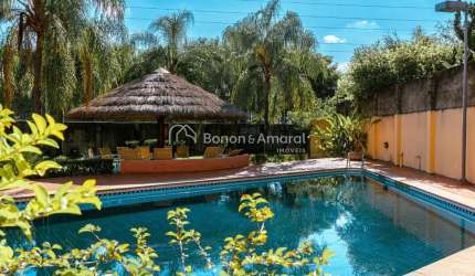 Casa à venda com 4 quartos, 2 suítes, 263 m² no Villa Imperial