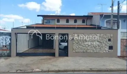 Sobrado Espacioso à Venda no Jardim Chapadão com 4 Dormitórios e Churrasqueira Integrada