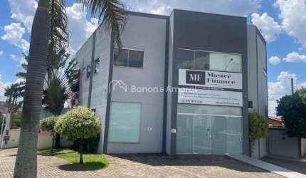 Prédio comercial com 352 m² no Jardim Ypê em Valinhos/SP